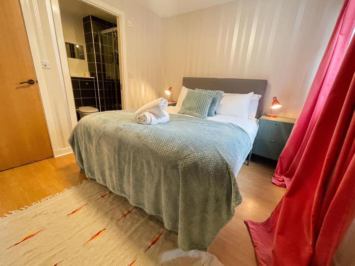 Kelvingrove 2 Bedroom Apartment - Private Parking Glasgow Exteriör bild