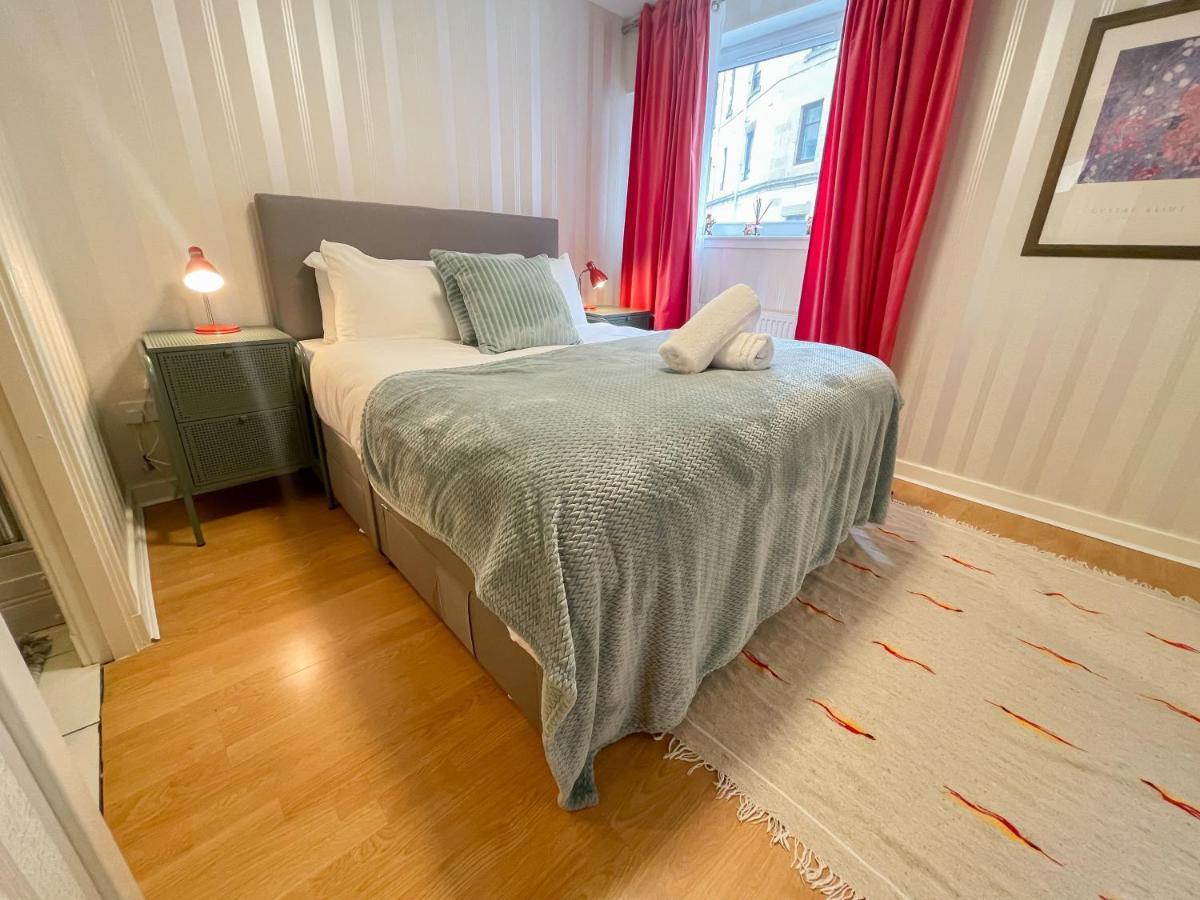 Kelvingrove 2 Bedroom Apartment - Private Parking Glasgow Exteriör bild