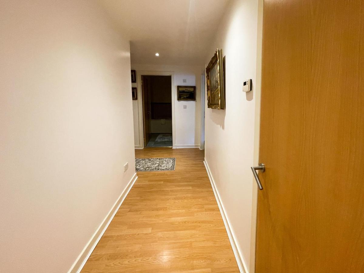 Kelvingrove 2 Bedroom Apartment - Private Parking Glasgow Exteriör bild